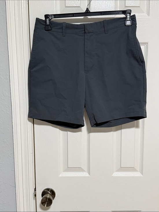 J. Crew Other - J.CREW Men's Gray Performance Shorts size 31